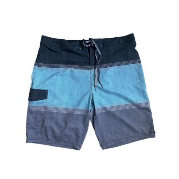 Trinity Collective Men's Size Large Grey Black  Blue Size 38 - Picture 1 of 6